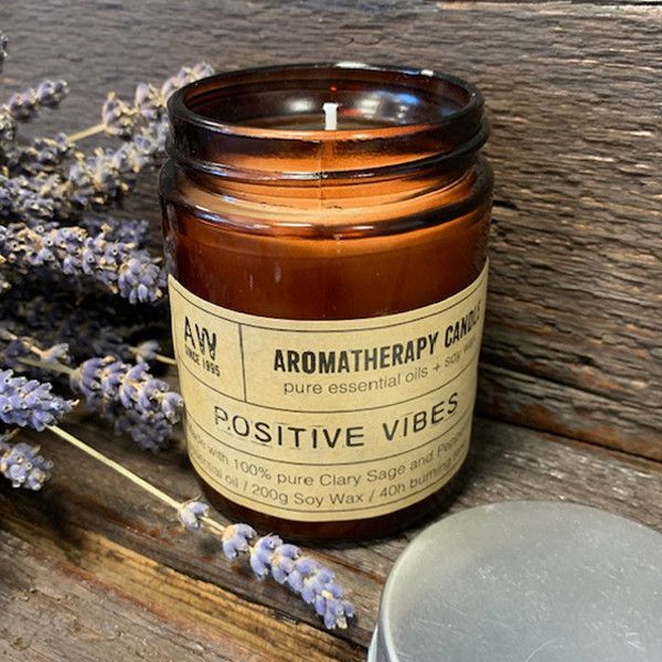 Positive Vibes Aromatherapie-Kerze – Muskatellersalbei & Pfefferminze (200 g Sojawachs) – 40 Stunden erfrischender Duftgenuss