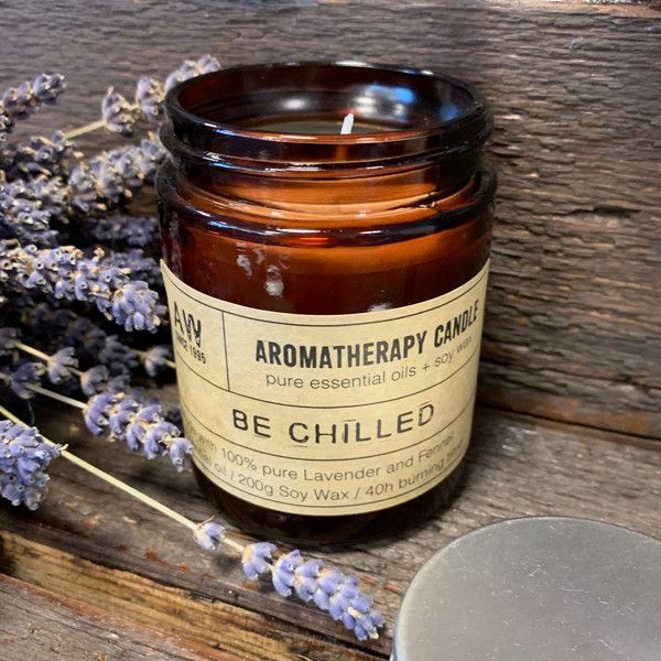 Be Chilled Aromatherapie-Kerze – Lavendel & Fenchel (200 g Sojawachs) – 40 Stunden entspannter Duftgenuss